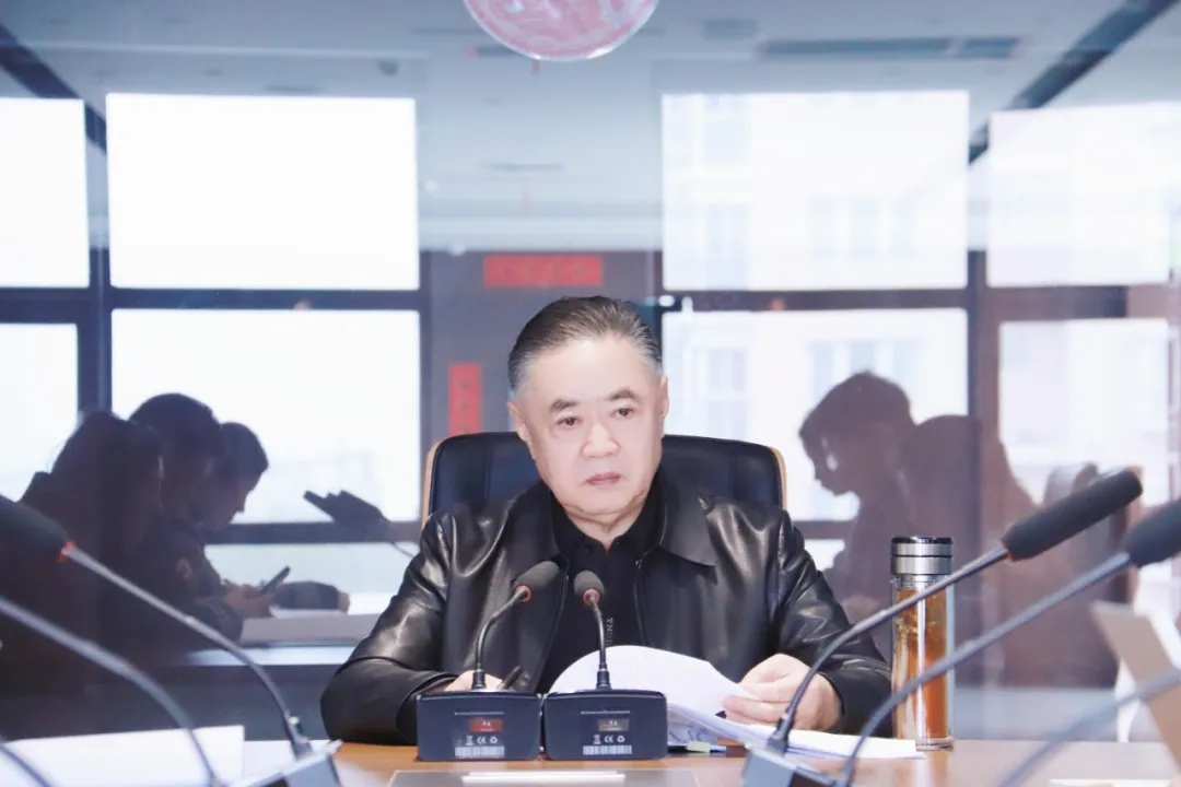 集团召开四月办公会